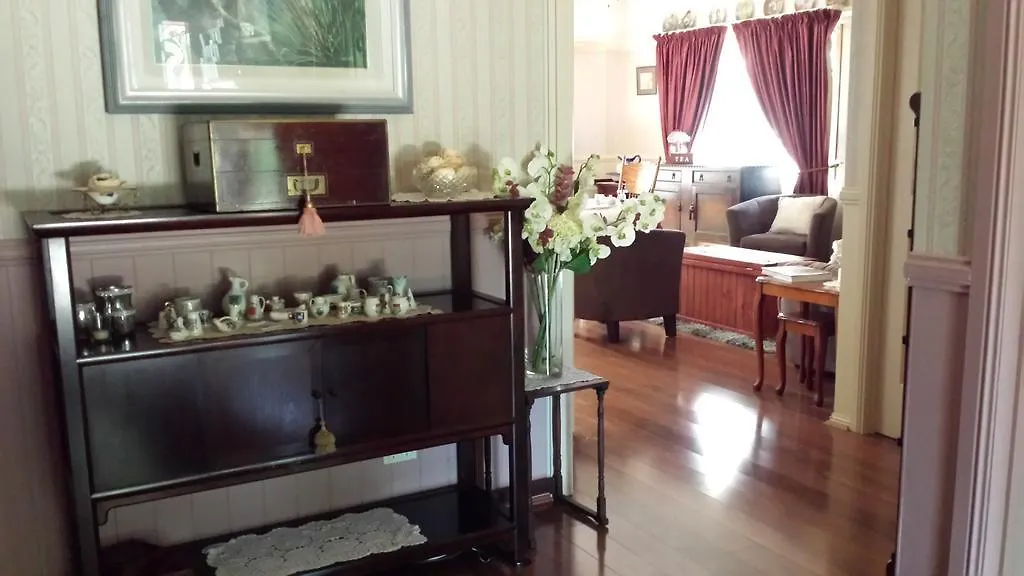 Amber Lodge B&B Mount Tamborine 4*,